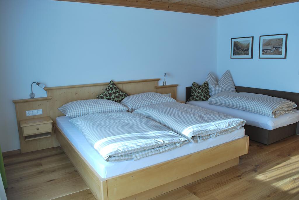 Hotel Gästehaus Einödberg Mittersill Zimmer foto